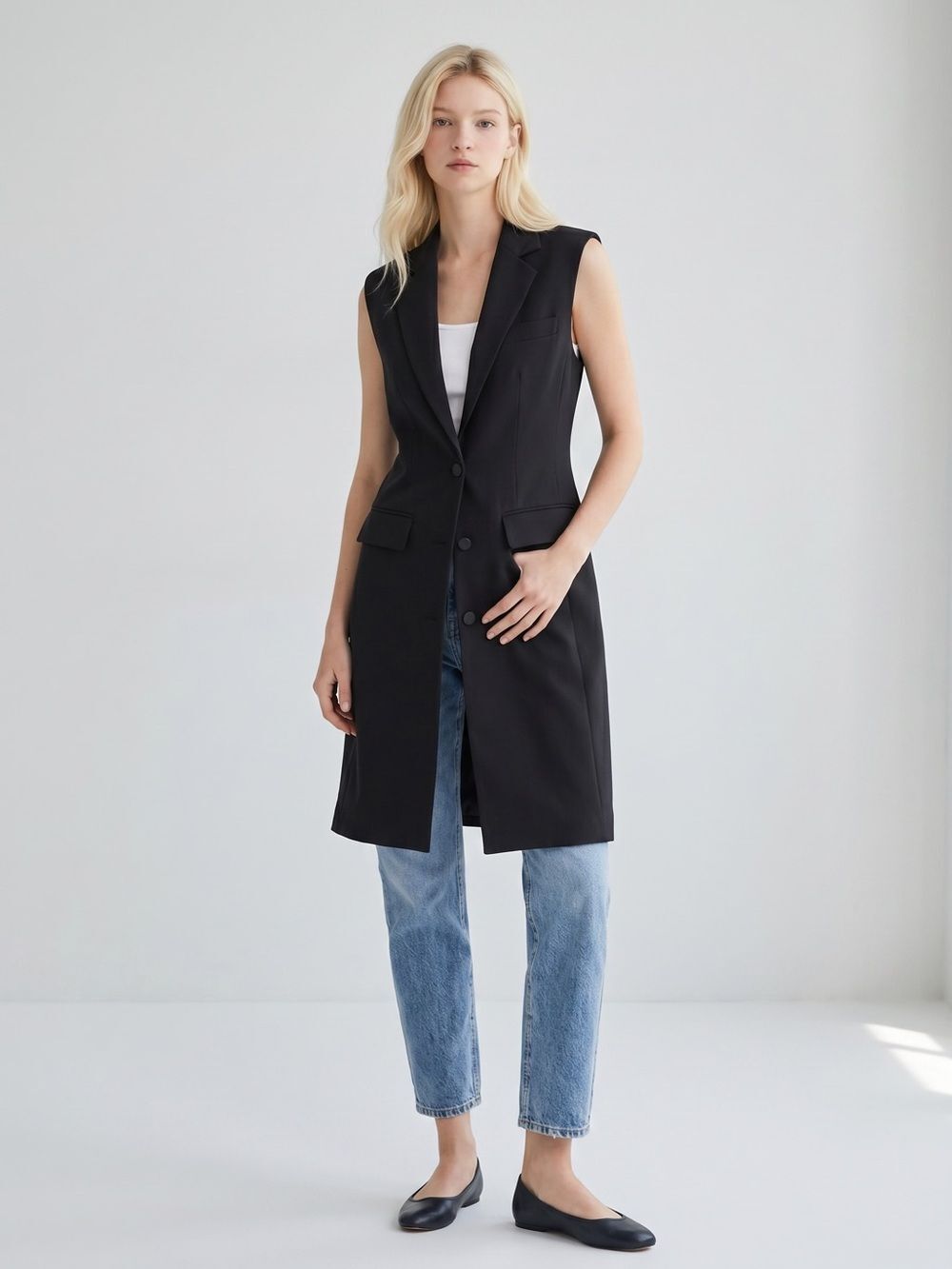 Saintart Made in USA Black Sleeveless Blazer Vest. Minimalist. Tailored. NWT